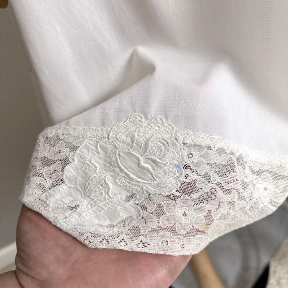 Vintage Hollywood Vassarette Full Slip 36S Sleeveless Sheer Lace Applique White - Picture 2 of 11